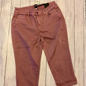 NWT Lane Bryant Girlfriend Crop Distressed Denim